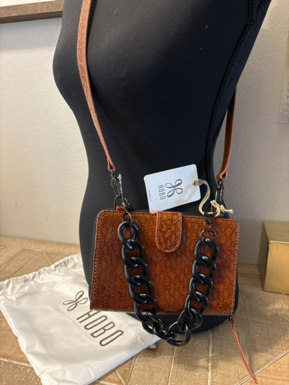 Hobo Dixon Zip Leather Shoulder Bag
